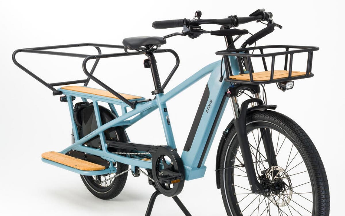 Decathlon lanza una bicicleta eléctrica de tipo "longtail" que puede con hasta 170 kilos de carga – Híbridos y Eléctricos