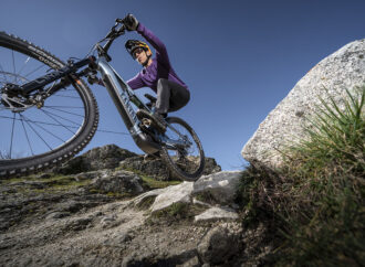 Diferencias técnicas de conducción entre una e-bike y una bici sin asistencia