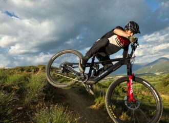 Nuevas Trek Fuel y Fuel+: trail convencional o eléctrico, con tres configuraciones intercambiables de suspensión a elegir