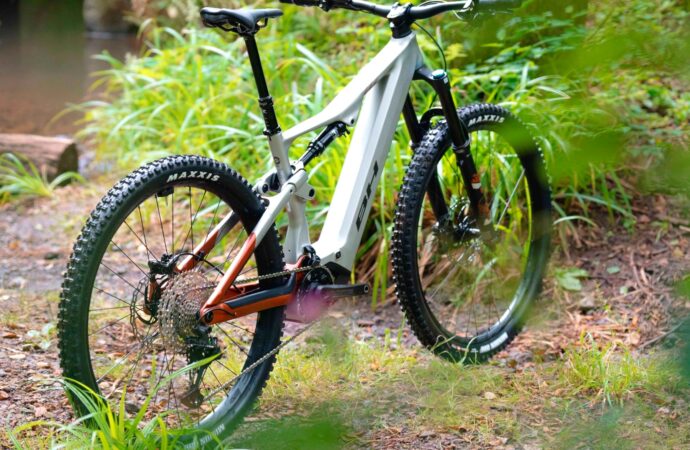 ¿Cuál es mejor bicicleta eléctrica de montaña de BH, la de Trail o la de Enduro? – www.hibridosyelectricos.com